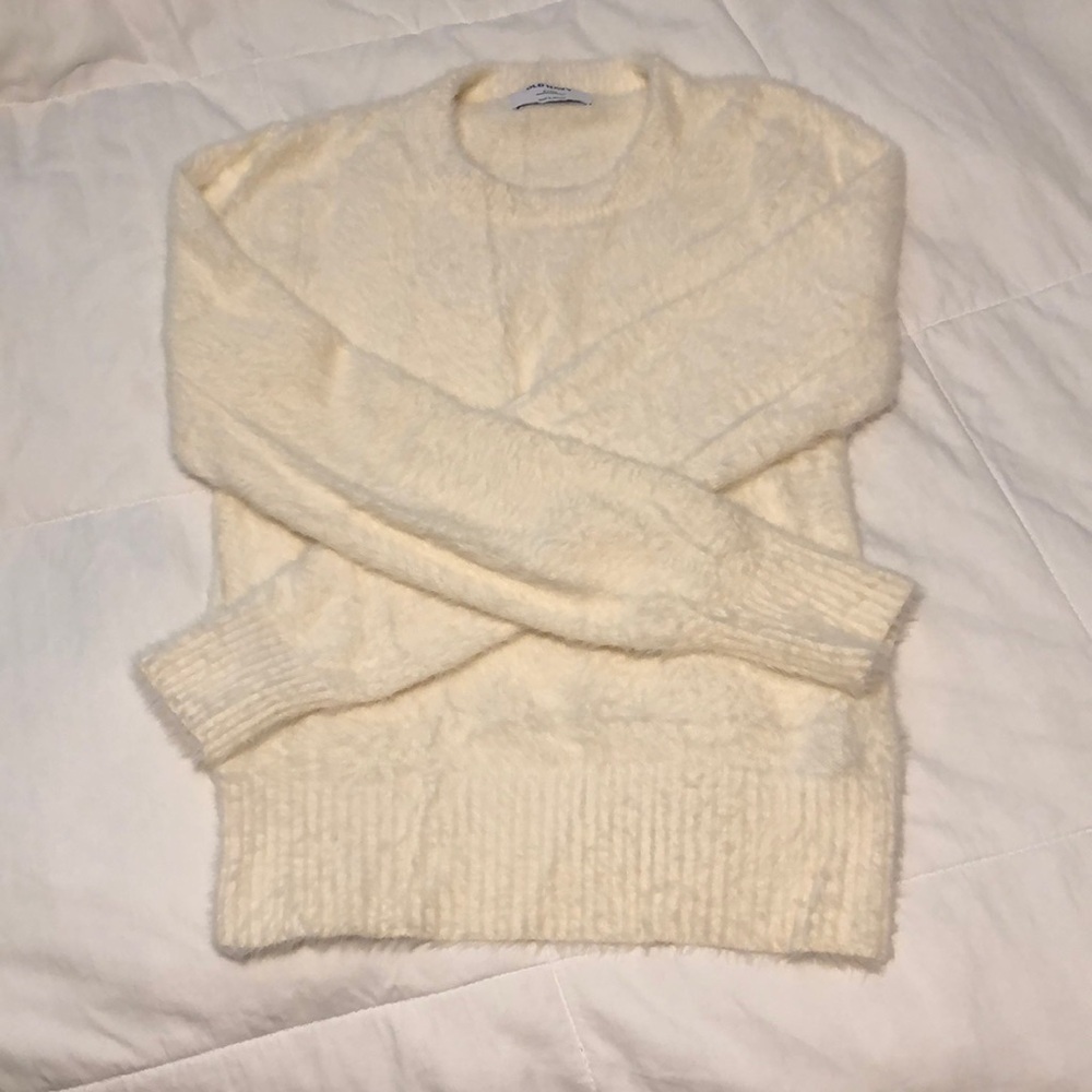 Old Navy sweater